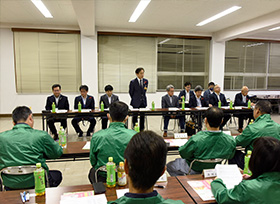 井原市全労働組合協議会との懇談会（労働福祉会館）の画像1