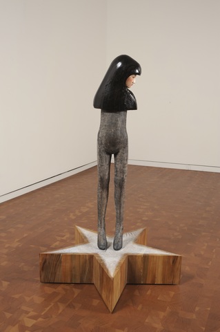 《木の花は星形の台に立つ》2014　高松市美術館蔵の画像