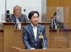 5月市議会臨時会（議場）の画像