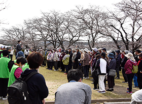 健康ウオーキング大会（桜橋公園、井原堤ほか）の画像1