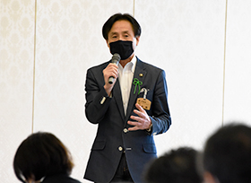 井原商工会議所通常議員決算総会（地場産業振興センター）の画像1