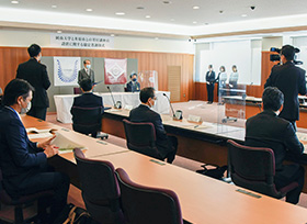 岡山大学との寄付講座の設置に関する協定書調印式（岡山大学）の画像1