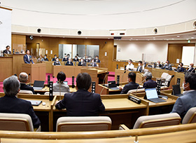 10月市議会定例会閉会（議場）の画像1
