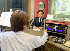 牛嶋俊明のドリームファクトリー生放送出演《FMおかやま》（岡山市　NTTクレド岡山ビル）の画像2