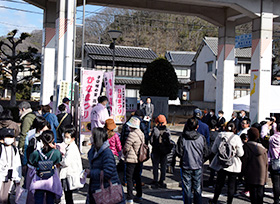 子守唄の里高屋ひなまつりウォーク（子守唄の里高屋駅）の画像1