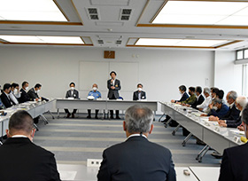 井原市防災会議（大会議室）の画像2