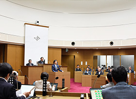 5月市議会臨時会（議場）の画像2