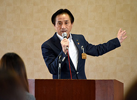 岡山地方法務局管内戸籍事務協議会総会・研修会（市民会館　鏡獅子の間）の画像1