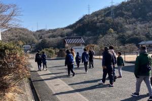 2月23日:西江原の山城めぐり散策会で解説をしました。